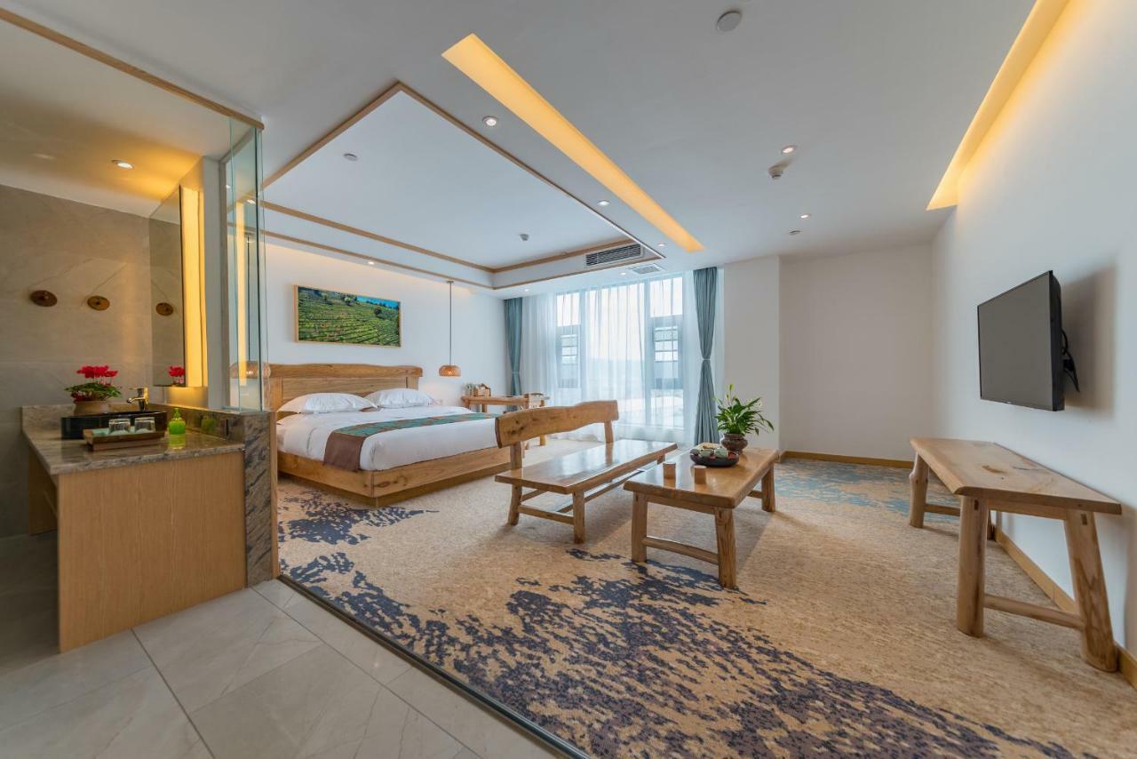 Yunxianju Tea Culture Theme Hotel Кунмин Екстериор снимка
