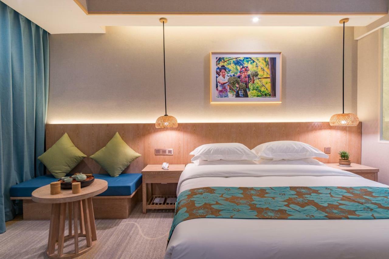 Yunxianju Tea Culture Theme Hotel Кунмин Екстериор снимка