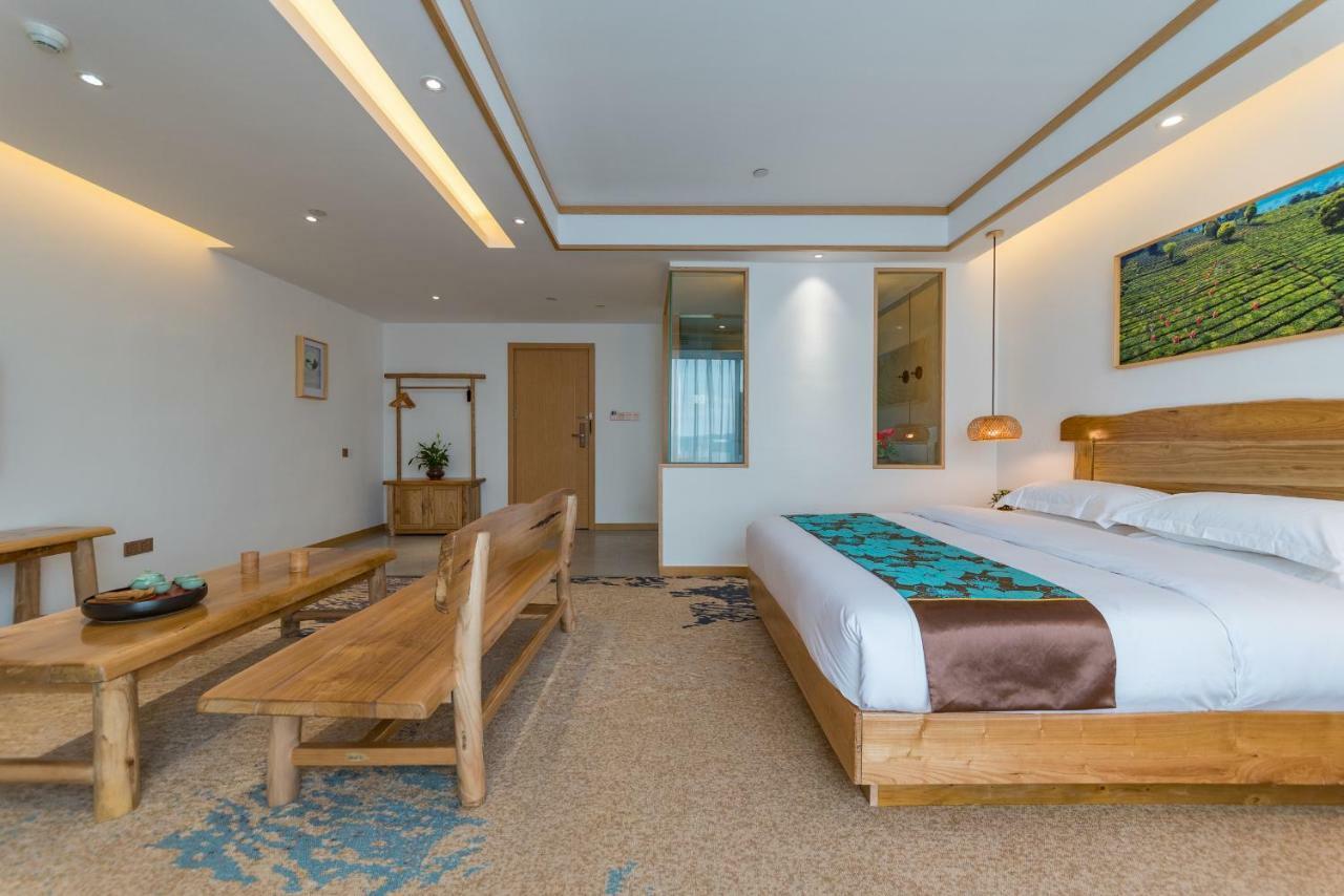 Yunxianju Tea Culture Theme Hotel Кунмин Екстериор снимка