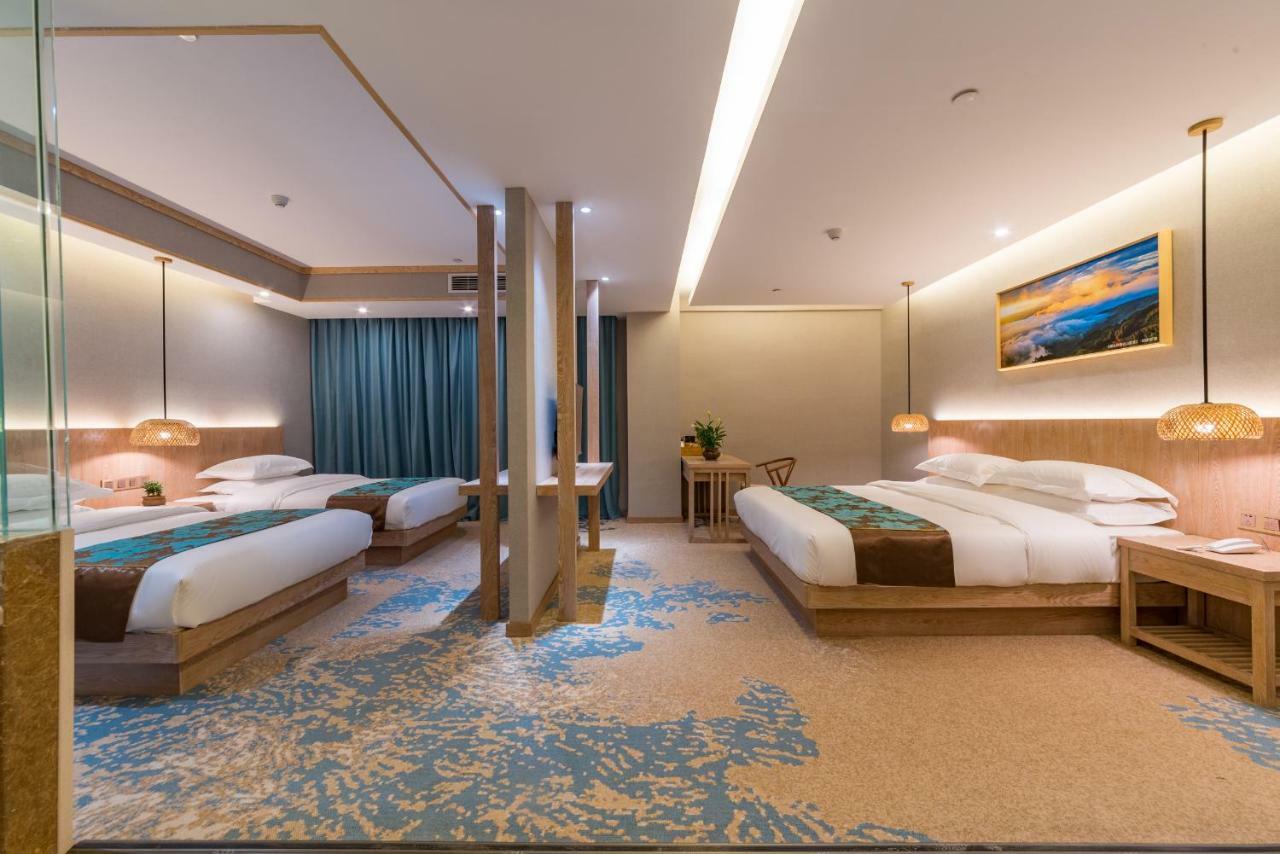 Yunxianju Tea Culture Theme Hotel Кунмин Екстериор снимка