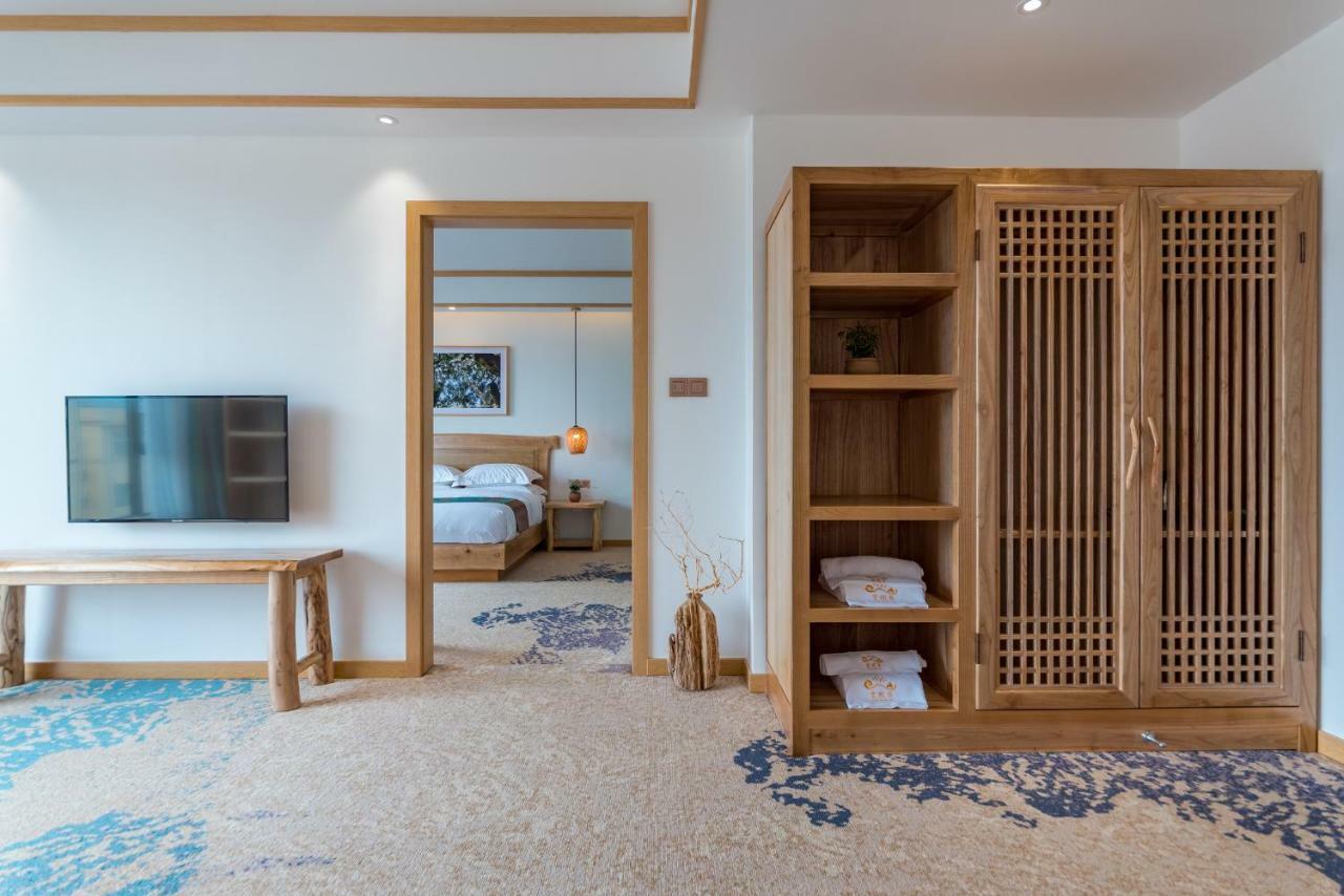Yunxianju Tea Culture Theme Hotel Кунмин Екстериор снимка