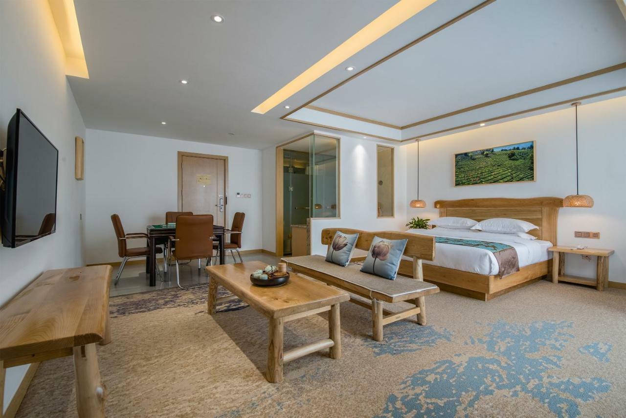 Yunxianju Tea Culture Theme Hotel Кунмин Екстериор снимка