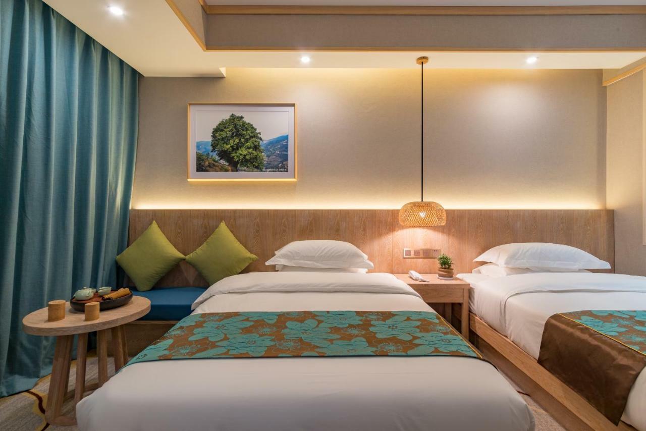 Yunxianju Tea Culture Theme Hotel Кунмин Екстериор снимка