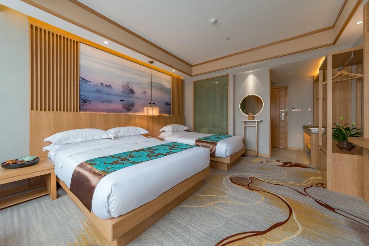 Yunxianju Tea Culture Theme Hotel Кунмин Екстериор снимка